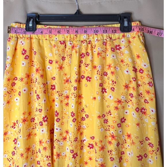 BCBGeneration Fit and Flare Elastic Waistband Midi Skirt Yellow Floral M NWT - Picture 6 of 13